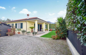 Lovely Home In Capezzano With Kitchen Capezzano Pianore